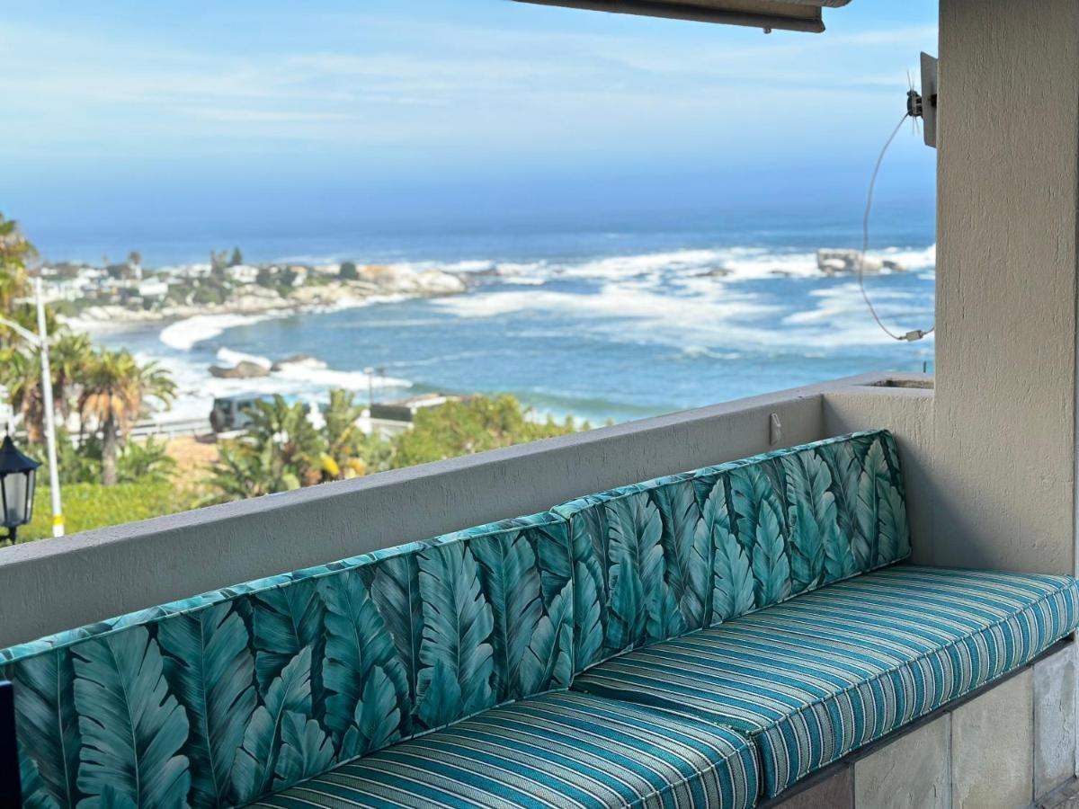 Beach Vibes Clifton! เคปทาวน์ ภายนอก รูปภาพ