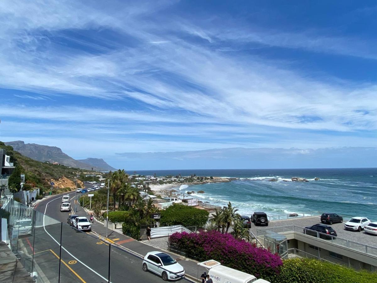 Beach Vibes Clifton! เคปทาวน์ ภายนอก รูปภาพ