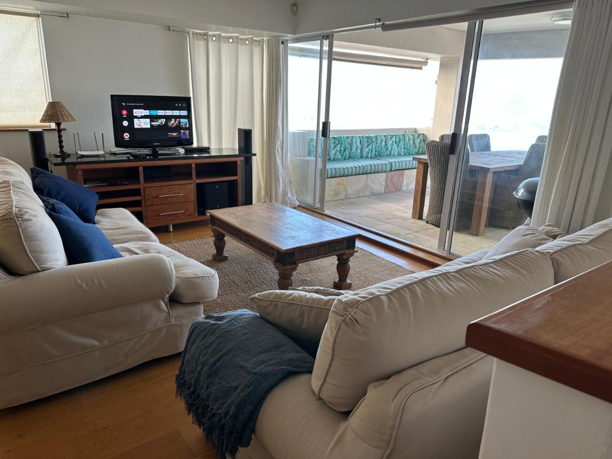 Beach Vibes Clifton! เคปทาวน์ ภายนอก รูปภาพ